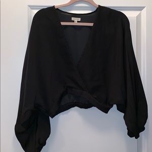 Crop long sleeve blouse
